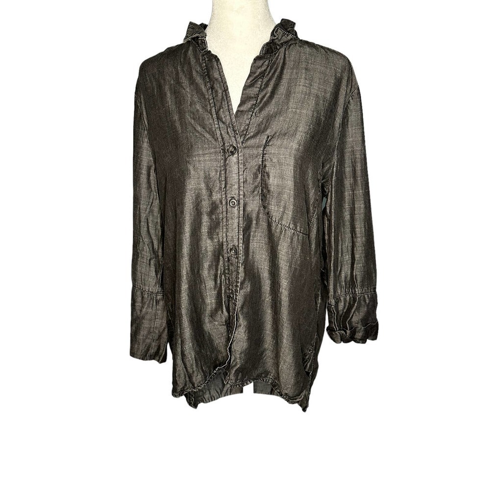 ANTHROPOLOGIE Cloth & Stone Gray Chambray Button Down Size Medium
